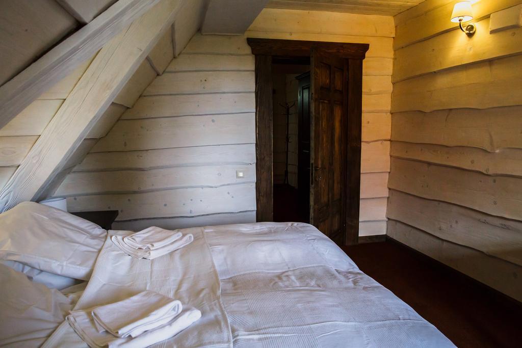 Maison d'hôtes Blyzhche Neba à Yablunytsya Extérieur photo